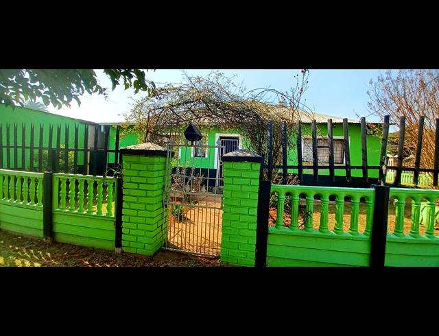 5 BEDROOM HOUSE FOR SALE IN BRAKPAN CENTRAL